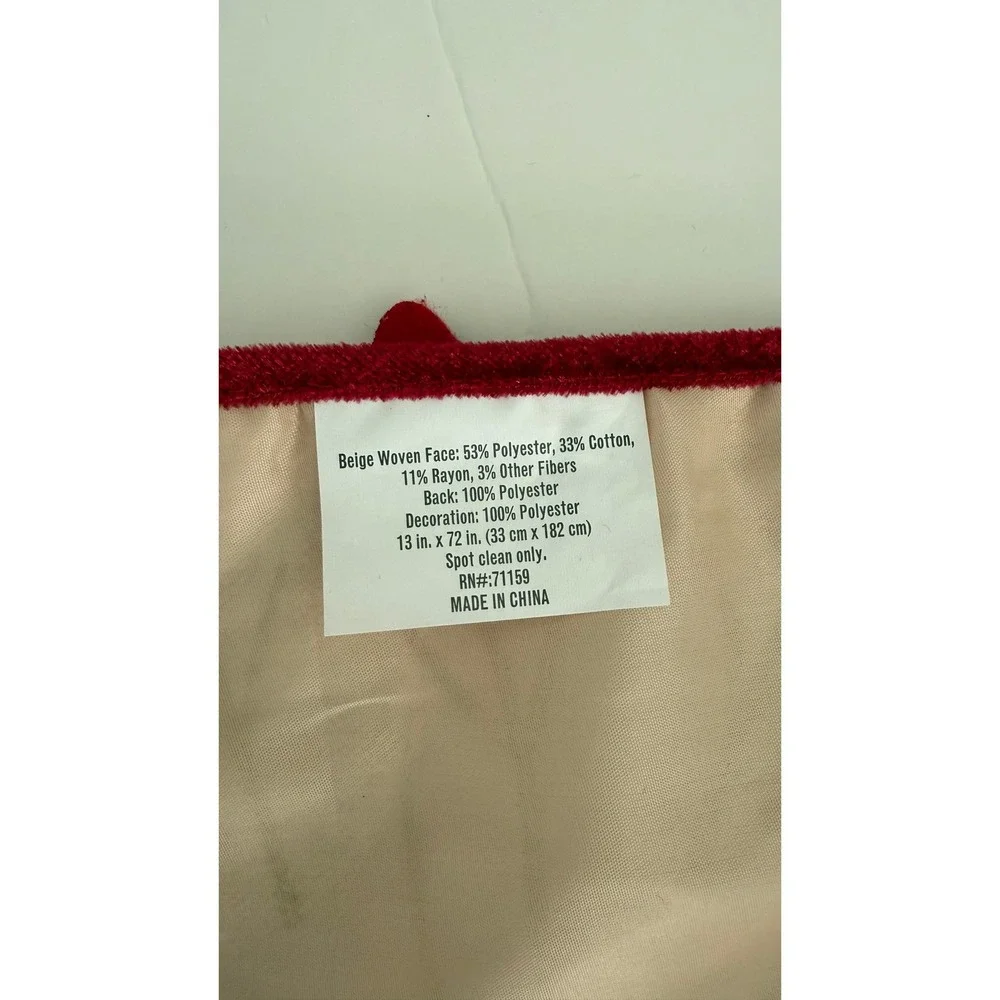 Christmas Poinsettia Table Runner Burgundy Red Green Beige Woven 13